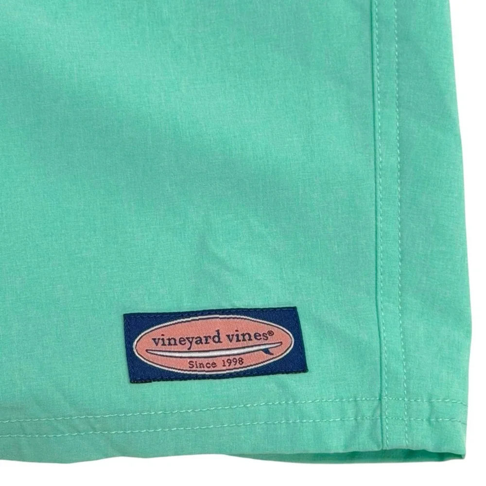 Vineyard Vines Men's Size 28 Mint Green Logo Swim Bottoms Board Shorts Trunks